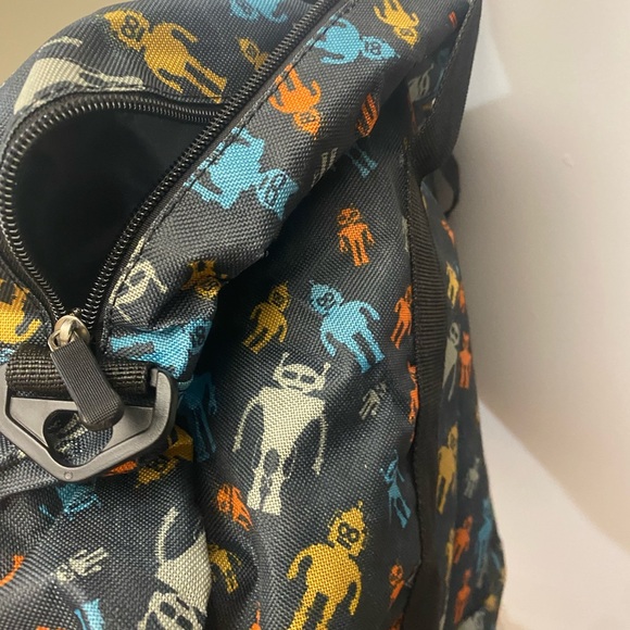 Travel Bag - Picture 4 of 8